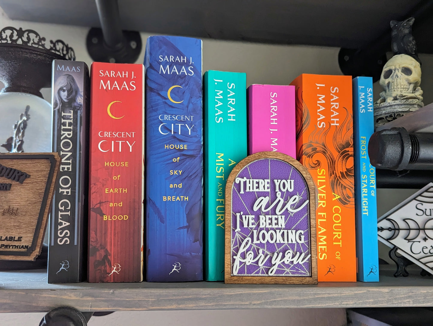There you are I've been looking for you | Licensed ACOTAR bookshelf sign - Quill & Cauldron