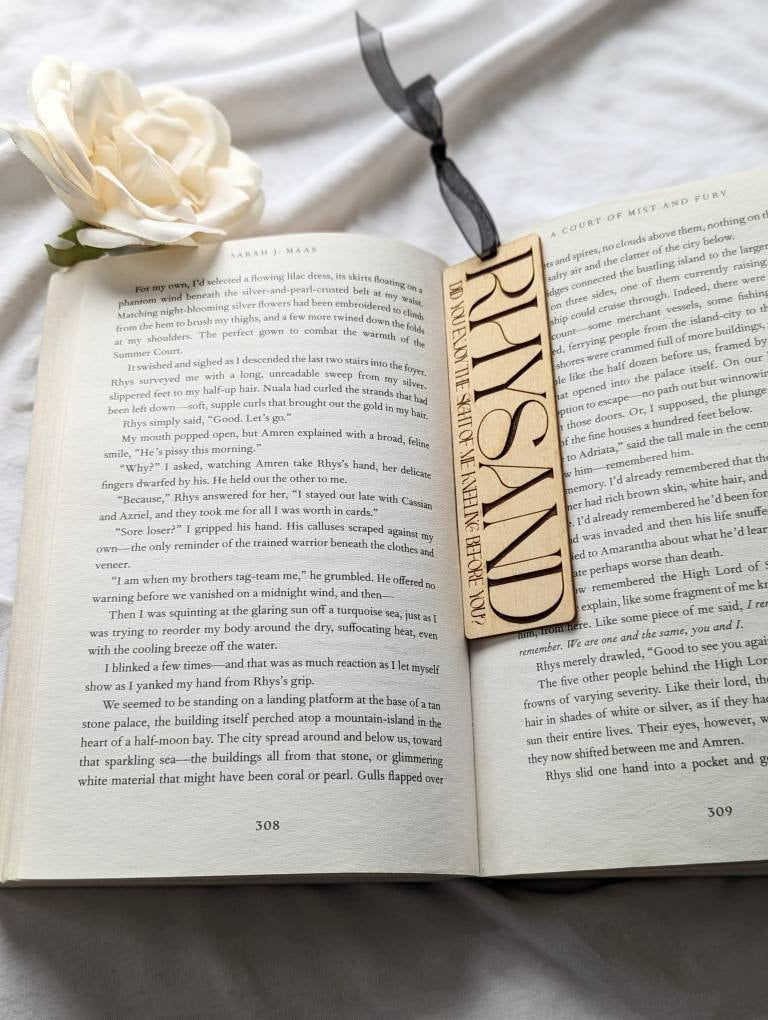 Rhysand "Did you enjoy the sight of me kneeling before you?" | Licensed ACOTAR wooden bookmark - Quill & Cauldron
