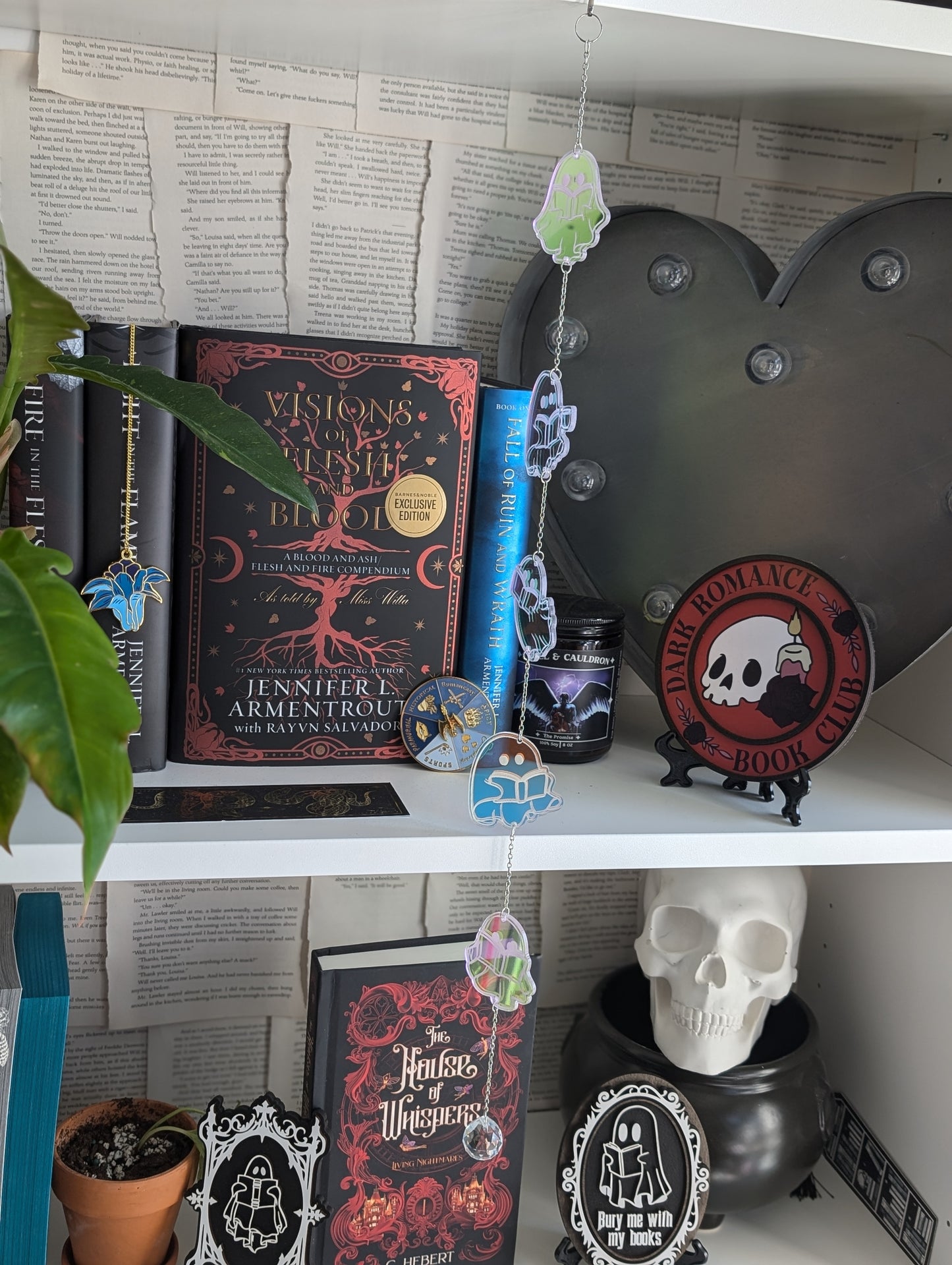 Reading Ghosties 2024 Edition Spooky Collection Suncatcher