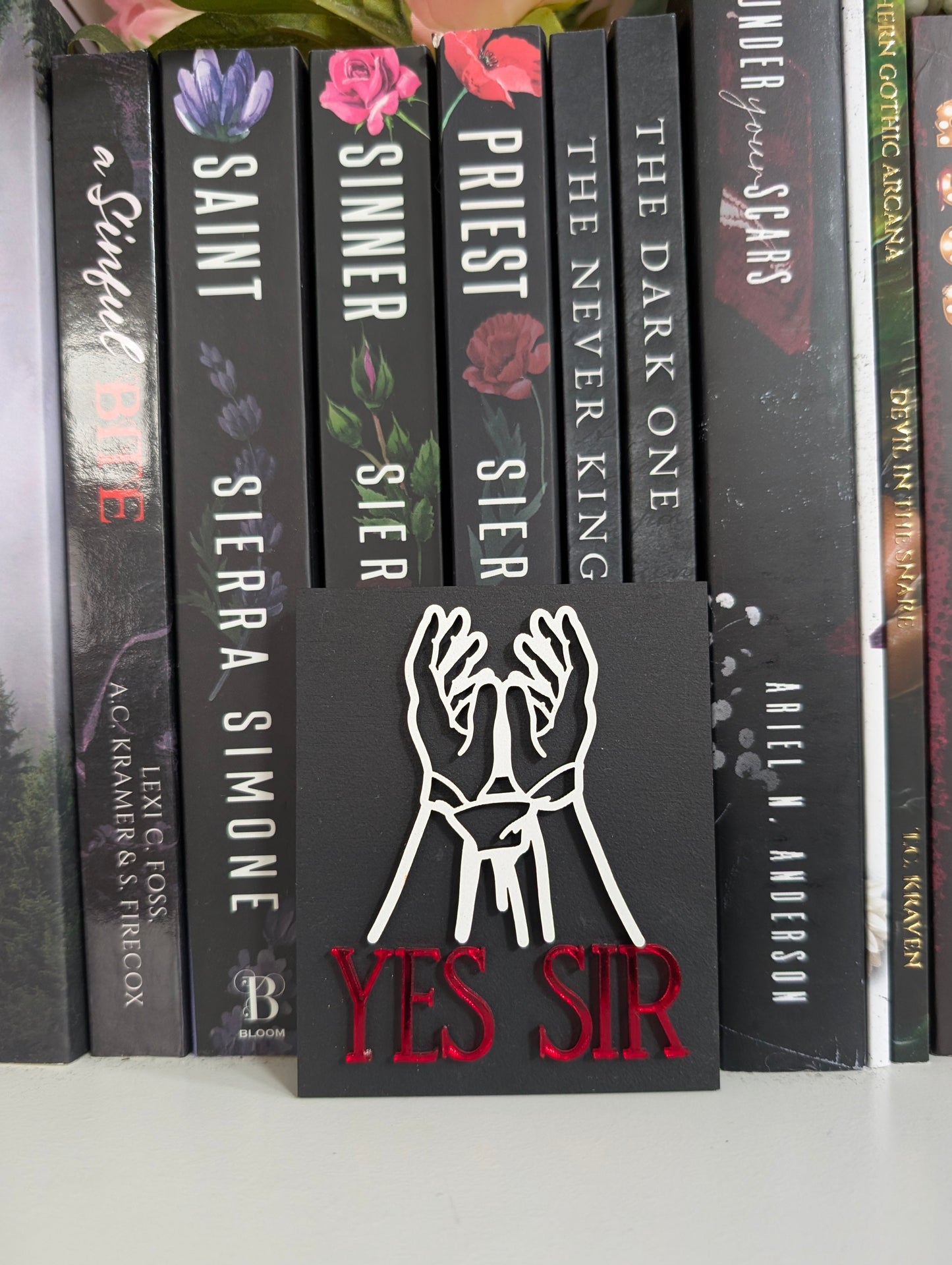 Yes Sir Bookshelf Sign