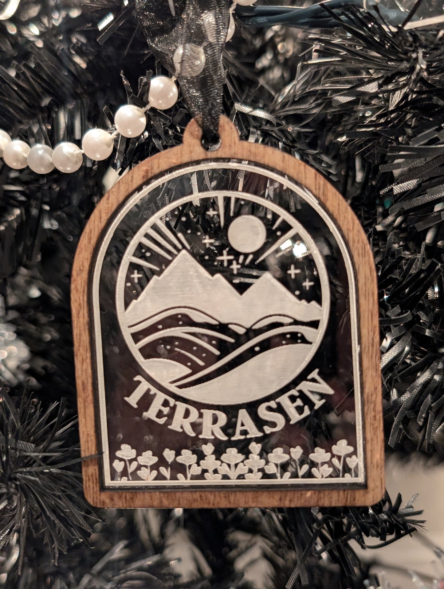 Throne of Glass Officially Licensed Acrylic Holiday Ornaments