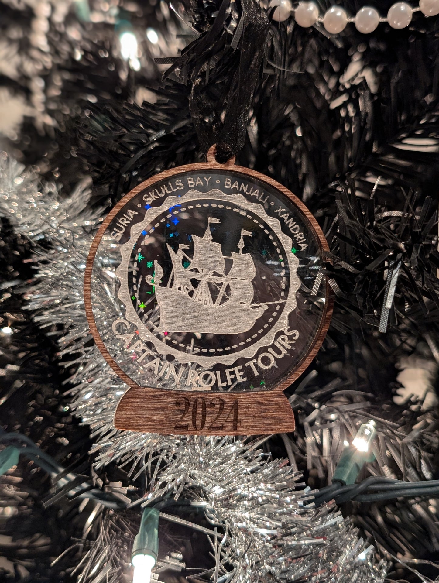 Throne of Glass Officially Licensed Acrylic Holiday Ornaments